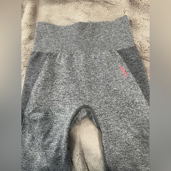 Gymshark leggings - Picture 3 of 5